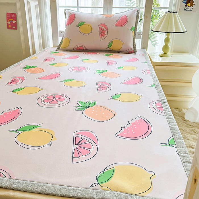 91家纺网 家纺一手货源 找家纺 萌宝家纺 2025新款小清新卡通学生宿舍凉席幼儿园小学生冰丝席冰藤软席 清新西柚