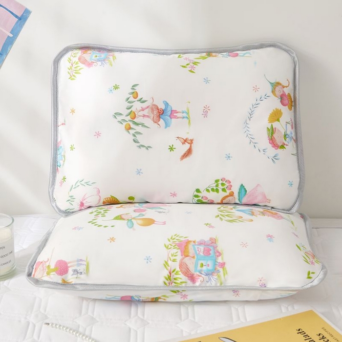 91家纺网 家纺一手货源 找家纺 小米枕芯 2025新款全棉儿童凉感冰爽柔软舒适亲肤枕头枕芯 白色草莓仙子【一对装】