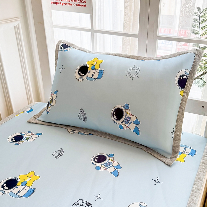 91家纺网 家纺一手货源 找家纺 萌宝家纺 2025新款小清新卡通学生宿舍凉席幼儿园小学生冰丝席冰藤软席 太空漫步