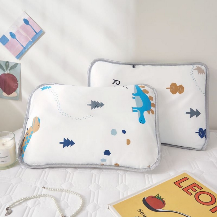 91家纺网 家纺一手货源 找家纺 小米枕芯 2025新款全棉儿童凉感冰爽柔软舒适亲肤枕头枕芯 白色蓝恐龙【一对装】