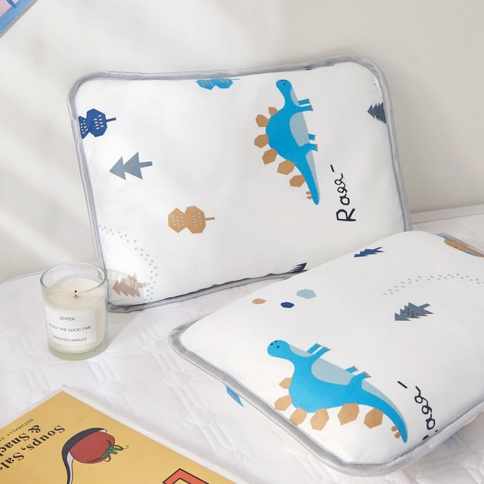 91家纺网 家纺一手货源 找家纺 小米枕芯 2025新款全棉儿童凉感冰爽柔软舒适亲肤枕头枕芯 白色蓝恐龙【一对装】