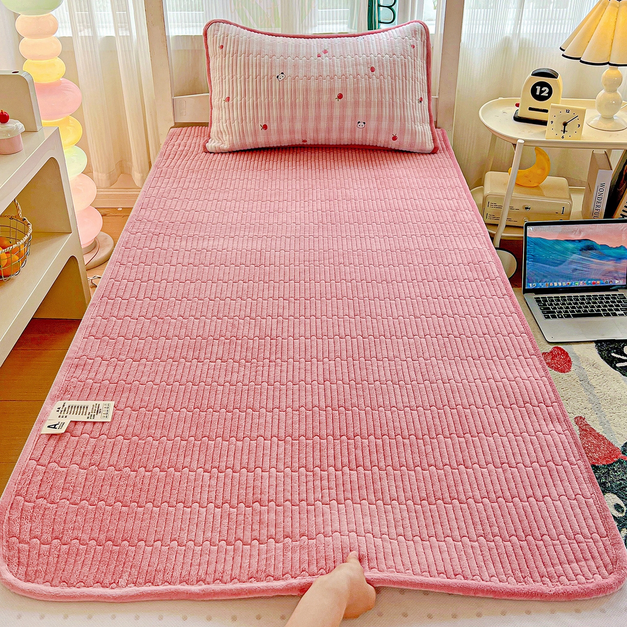 91家纺网 家纺一手货源 找家纺 恒尚居 2025新款纯棉牛奶绒学生床垫 双面两用夹棉床单床垫-秋冬款 四季通用 小欢喜-粉-A纯棉-B牛奶绒