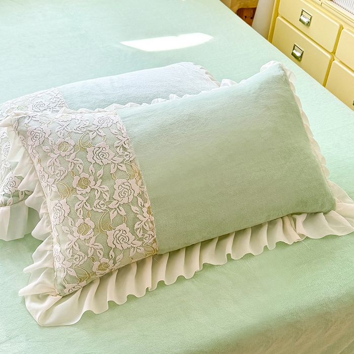 91家纺网 家纺一手货源 找家纺 唐人居 2025新款高克重牛奶绒蕾丝雪纺花边四件套-丘比特 丘比特-浅绿