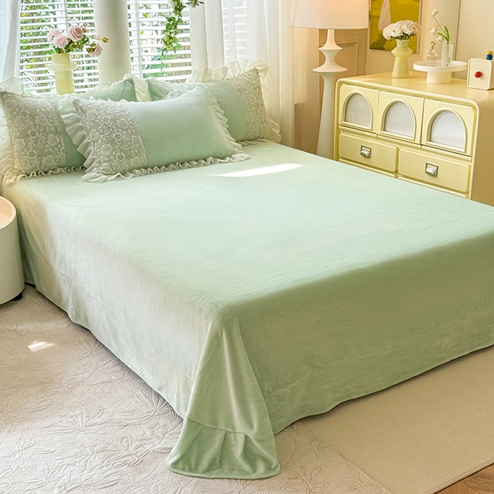 91家纺网 家纺一手货源 找家纺 唐人居 2025新款高克重牛奶绒蕾丝雪纺花边四件套-丘比特 丘比特-浅绿