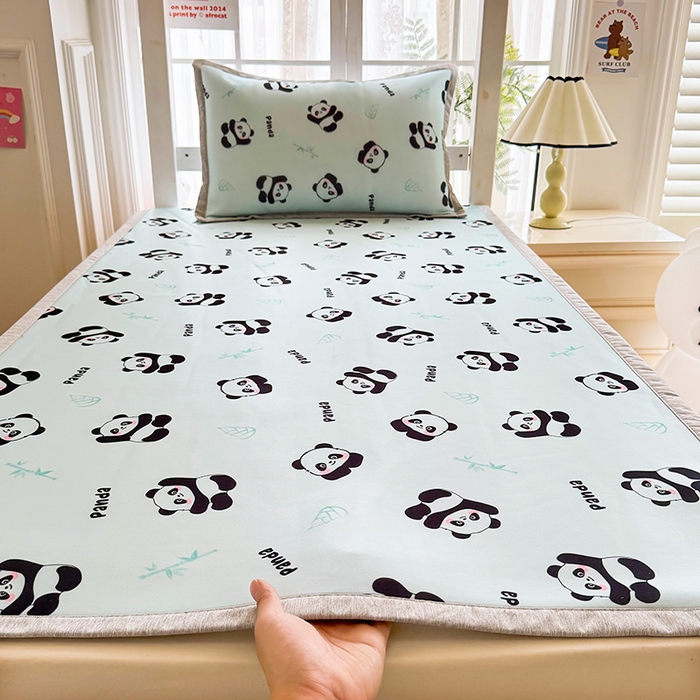 91家纺网 家纺一手货源 找家纺 萌宝家纺 2025新款小清新卡通学生宿舍凉席幼儿园小学生冰丝席冰藤软席 熊猫宝宝