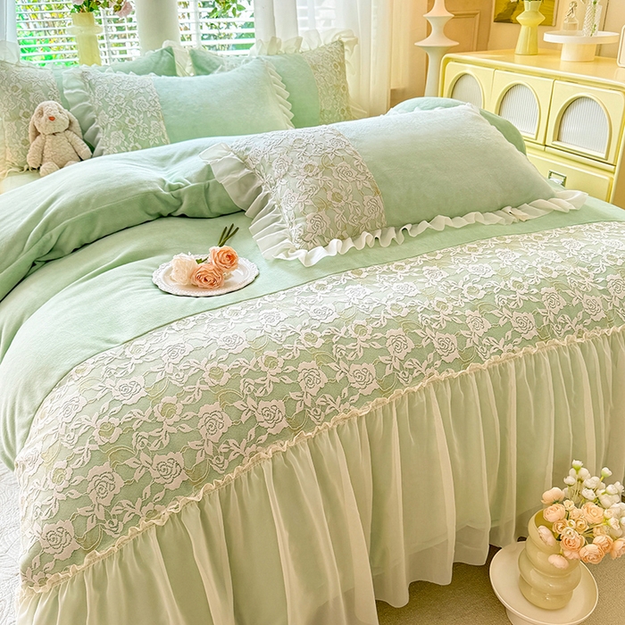 91家纺网 家纺一手货源 找家纺 唐人居 2025新款高克重牛奶绒蕾丝雪纺花边四件套-丘比特 丘比特-浅绿