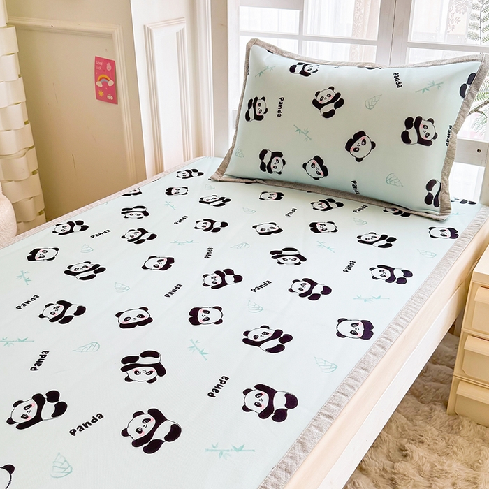 91家纺网 家纺一手货源 找家纺 萌宝家纺 2025新款小清新卡通学生宿舍凉席幼儿园小学生冰丝席冰藤软席 熊猫宝宝