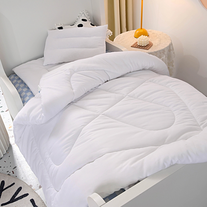 91家纺网 家纺一手货源 找家纺 萌宝家纺 2025新款幼儿园被芯系列大豆填充棉花填充丝绵填充被子被芯 丝绵