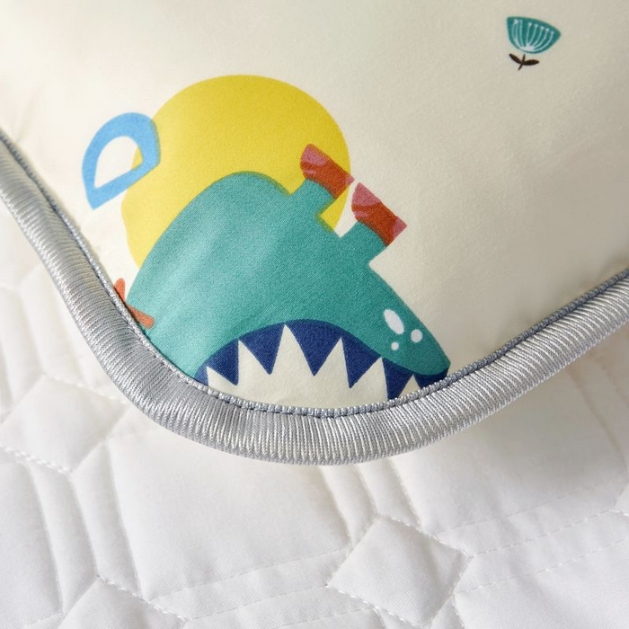 91家纺网 家纺一手货源 找家纺 小米枕芯 2025新款全棉儿童凉感冰爽柔软舒适亲肤枕头枕芯 米色恐龙小熊【一对装】