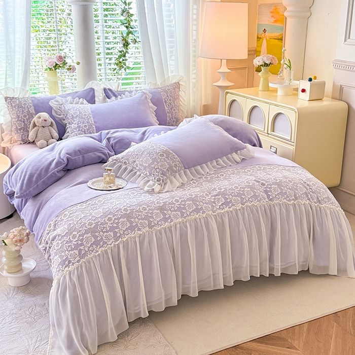 91家纺网 家纺一手货源 找家纺 唐人居 2025新款高克重牛奶绒蕾丝雪纺花边四件套-丘比特 丘比特-浅紫