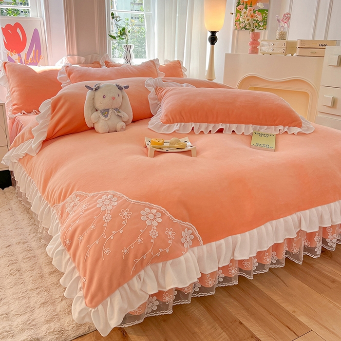 91家纺网 家纺一手货源 找家纺 （总）唐人居 2025新款加厚牛奶绒床裙款四件套--花颜系列