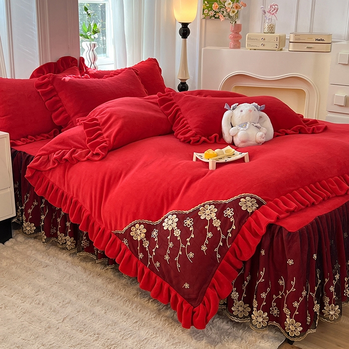 91家纺网 家纺一手货源 找家纺 唐人居 2025新款加厚牛奶绒床裙款四件套--花颜系列 花颜-玫瑰红