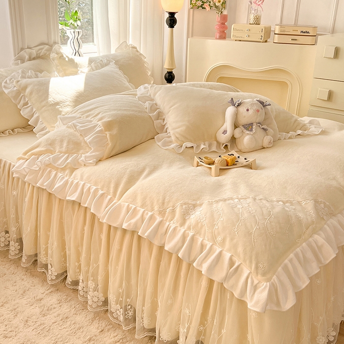 91家纺网 家纺一手货源 找家纺 唐人居 2025新款加厚牛奶绒床裙款四件套--花颜系列 花颜-奶黄