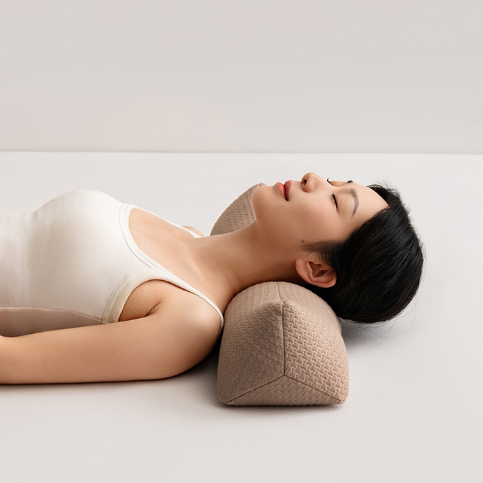 91家纺网 家纺一手货源 找家纺 （总）小米枕芯 2025新款大凉山荞麦枕圆形三角形颈椎牵引枕