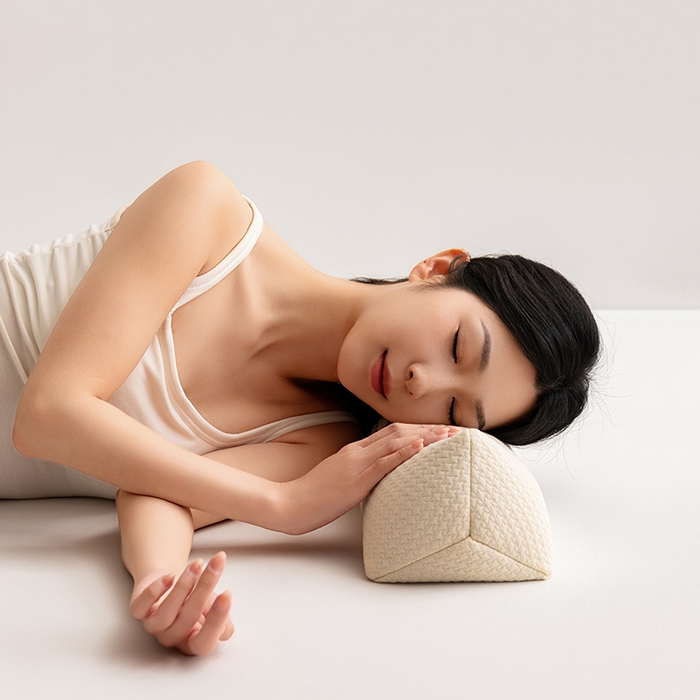 91家纺网 家纺一手货源 找家纺 （总）小米枕芯 2025新款大凉山荞麦枕圆形三角形颈椎牵引枕