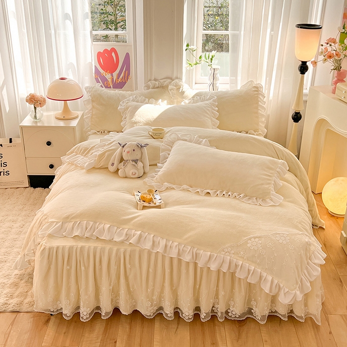 91家纺网 家纺一手货源 找家纺 唐人居 2025新款加厚牛奶绒床裙款四件套--花颜系列 花颜-奶黄