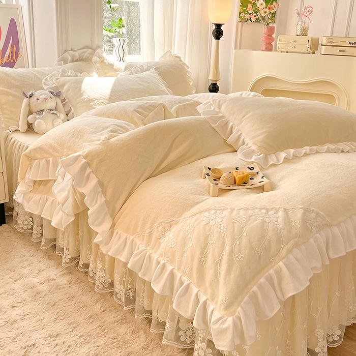 91家纺网 家纺一手货源 找家纺 唐人居 2025新款加厚牛奶绒床裙款四件套--花颜系列 花颜-奶黄