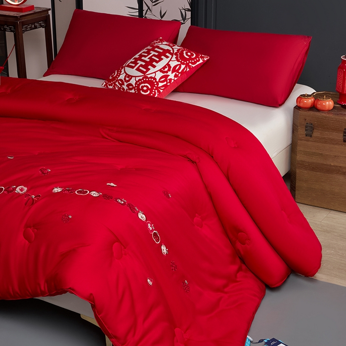 91家纺网 家纺一手货源 找家纺 （总）小牛席业 2025新款平安喜乐婚庆被喜被被子被芯天丝莫代尔木本纤维再生纤维