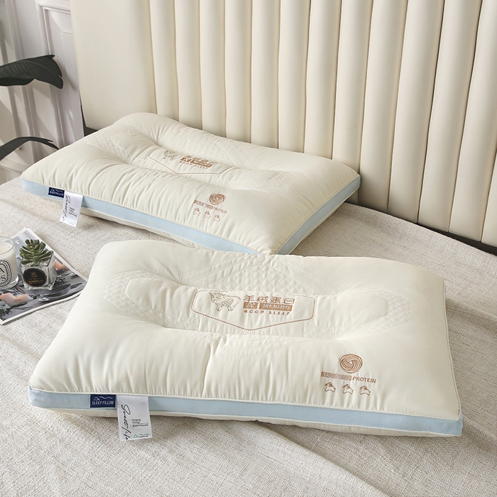 91家纺网 家纺一手货源 找家纺 永乐枕芯 2025新款羊绒蛋白枕枕头枕芯 蓝色