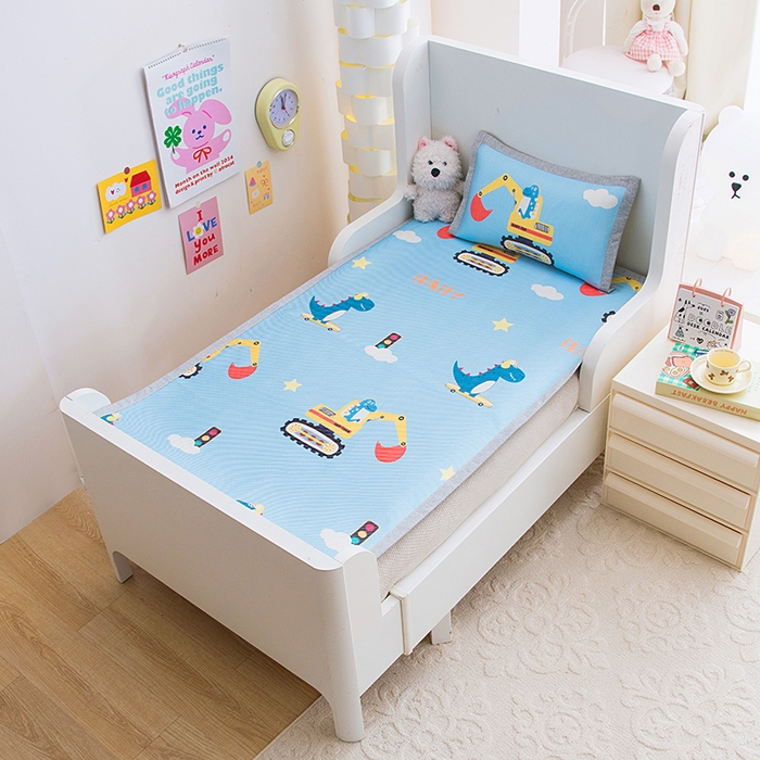 91家纺网 家纺一手货源 找家纺 萌宝家纺 2025新款7A抗菌儿童冰藤席卡通软席幼儿园冰丝席可定制 恐龙挖掘机