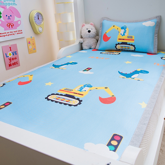 91家纺网 家纺一手货源 找家纺 萌宝家纺 2025新款7A抗菌儿童冰藤席卡通软席幼儿园冰丝席可定制 恐龙挖掘机