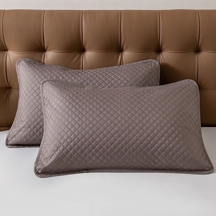 91家纺网 家纺一手货源 找家纺 小米枕芯 2025新款纯色简约隔脏枕套 灰色一对