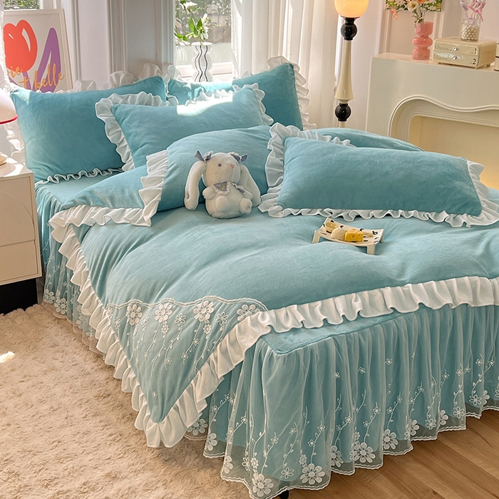 91家纺网 家纺一手货源 找家纺 唐人居 2025新款加厚牛奶绒床裙款四件套--花颜系列 花颜-天蓝