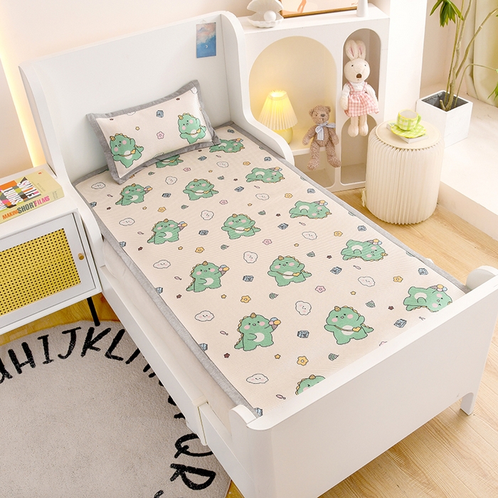 91家纺网 家纺一手货源 找家纺 萌宝家纺 2025新款7A抗菌儿童冰藤席卡通软席幼儿园冰丝席可定制 小恐龙