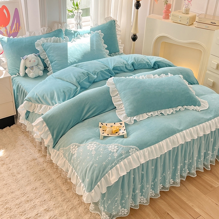 91家纺网 家纺一手货源 找家纺 唐人居 2025新款加厚牛奶绒床裙款四件套--花颜系列 花颜-天蓝