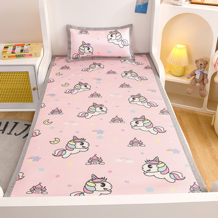 91家纺网 家纺一手货源 找家纺 萌宝家纺 2025新款7A抗菌儿童冰藤席卡通软席幼儿园冰丝席可定制 小马