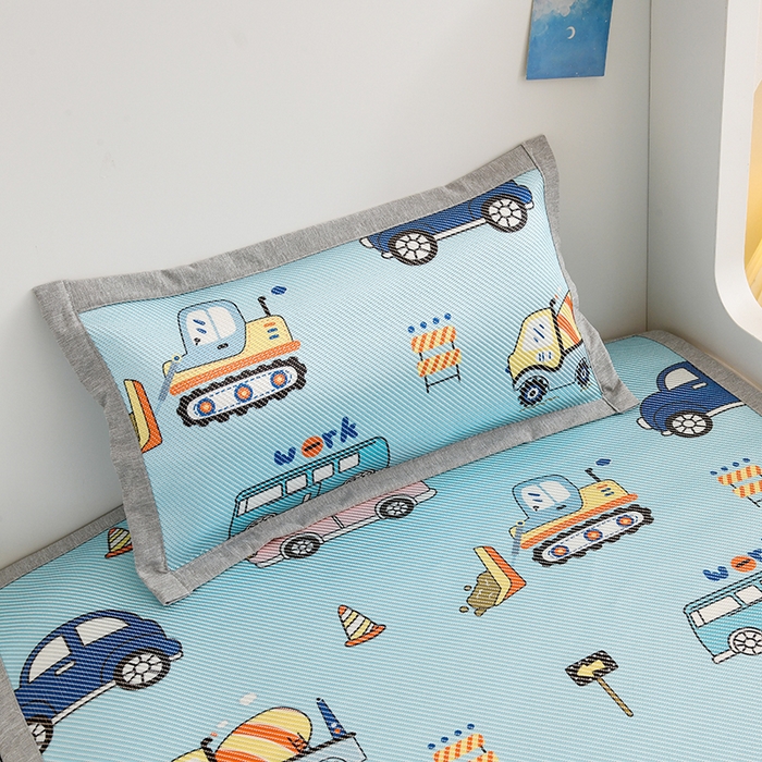 91家纺网 家纺一手货源 找家纺 萌宝家纺 2025新款7A抗菌儿童冰藤席卡通软席幼儿园冰丝席可定制 小汽车-蓝