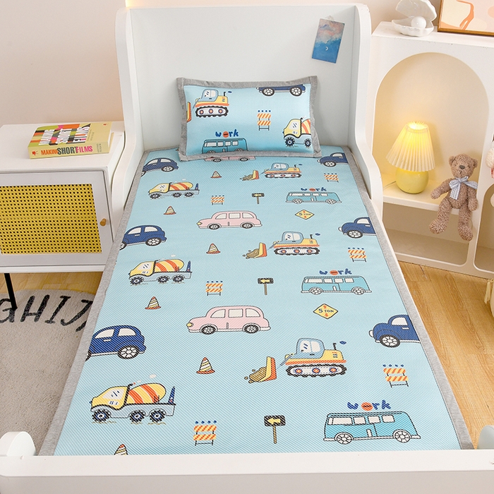 91家纺网 家纺一手货源 找家纺 萌宝家纺 2025新款7A抗菌儿童冰藤席卡通软席幼儿园冰丝席可定制 小汽车-蓝