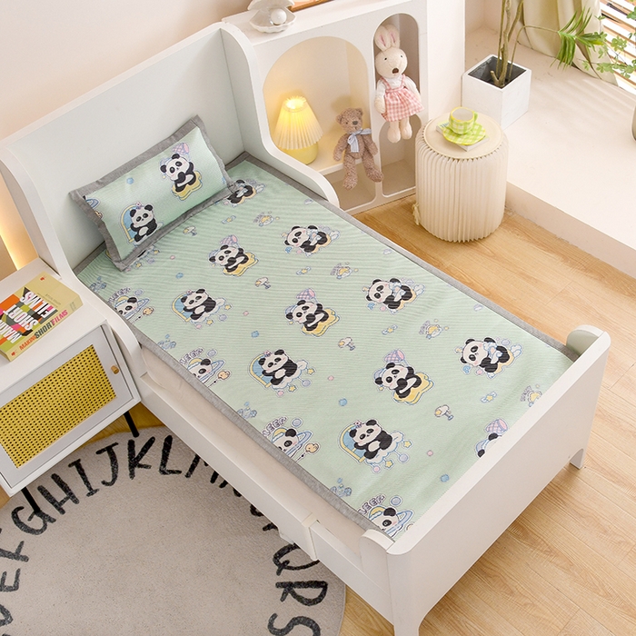 91家纺网 家纺一手货源 找家纺 萌宝家纺 2025新款7A抗菌儿童冰藤席卡通软席幼儿园冰丝席可定制 小熊猫