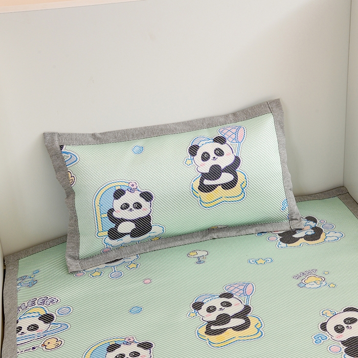 91家纺网 家纺一手货源 找家纺 萌宝家纺 2025新款7A抗菌儿童冰藤席卡通软席幼儿园冰丝席可定制 小熊猫