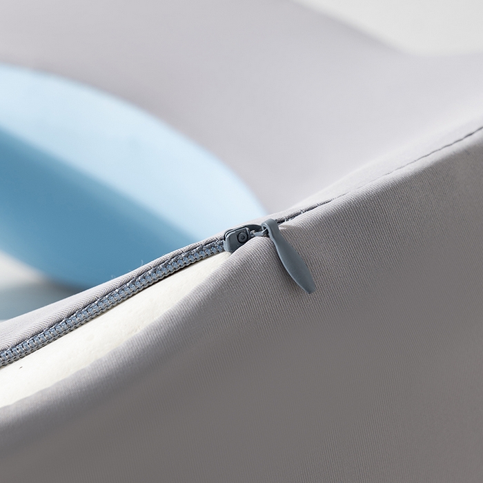 91家纺网 家纺一手货源 找家纺 小米枕芯 2025新款记忆棉凉感U型枕飞机护颈枕旅行枕便携脖子靠枕坐车睡觉神器三色 浅灰 24*29*14cm/只-礼盒