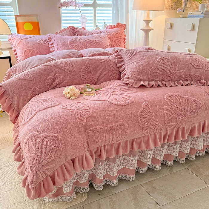 91家纺网 家纺一手货源 找家纺 唐人居 2025新款雕花牛奶绒床裙花边四件套--蝶舞 蝶舞-豆沙