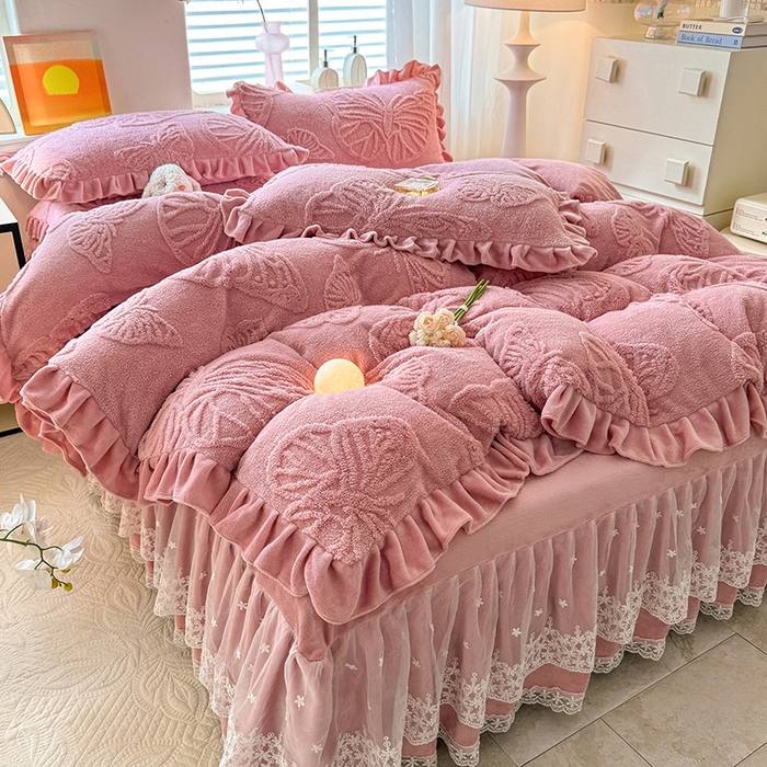 91家纺网 家纺一手货源 找家纺 唐人居 2025新款雕花牛奶绒床裙花边四件套--蝶舞 蝶舞-豆沙