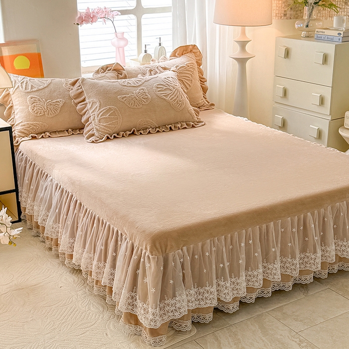 91家纺网 家纺一手货源 找家纺 唐人居 2025新款雕花牛奶绒床裙花边四件套--蝶舞 蝶舞-卡其