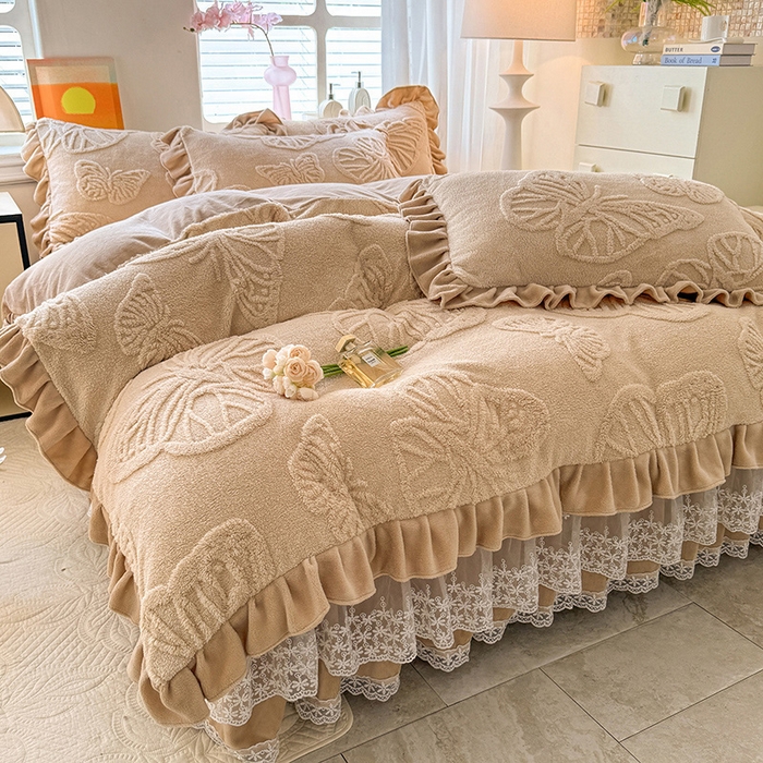 91家纺网 家纺一手货源 找家纺 唐人居 2025新款雕花牛奶绒床裙花边四件套--蝶舞 蝶舞-卡其