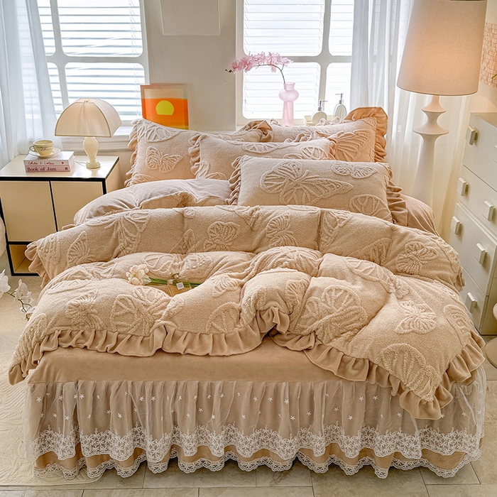 91家纺网 家纺一手货源 找家纺 唐人居 2025新款雕花牛奶绒床裙花边四件套--蝶舞 蝶舞-卡其