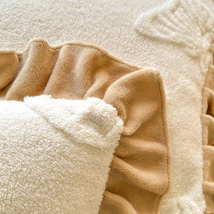 91家纺网 家纺一手货源 找家纺 唐人居 2025新款雕花牛奶绒床裙花边四件套--蝶舞 蝶舞-奶白