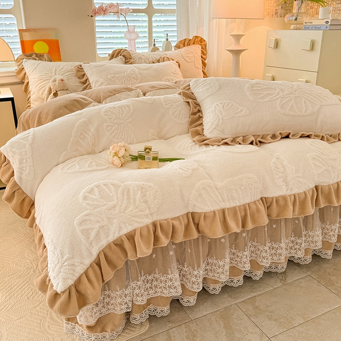 91家纺网 家纺一手货源 找家纺 唐人居 2025新款雕花牛奶绒床裙花边四件套--蝶舞 蝶舞-奶白