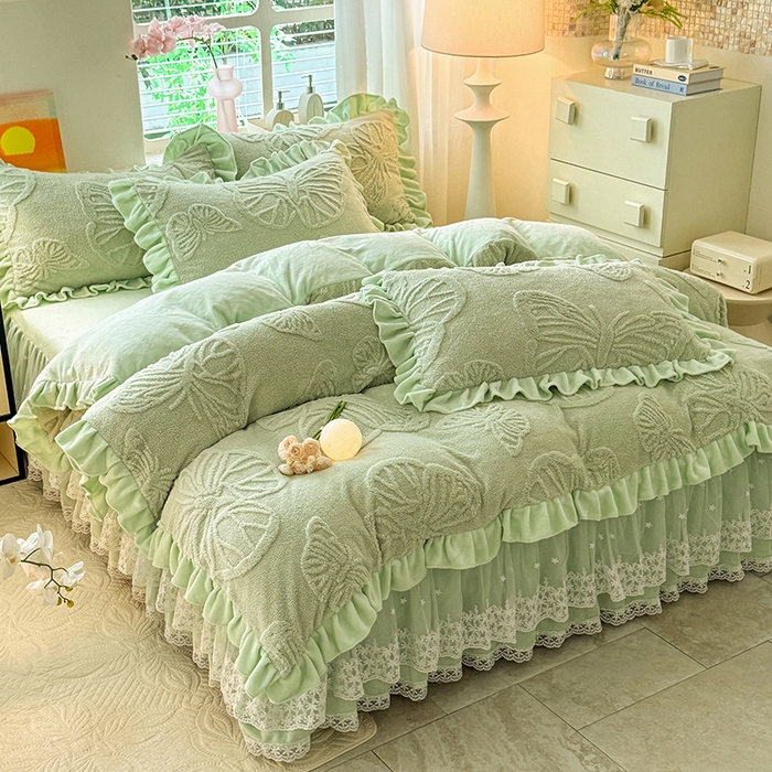 91家纺网 家纺一手货源 找家纺 唐人居 2025新款雕花牛奶绒床裙花边四件套--蝶舞 蝶舞-水绿