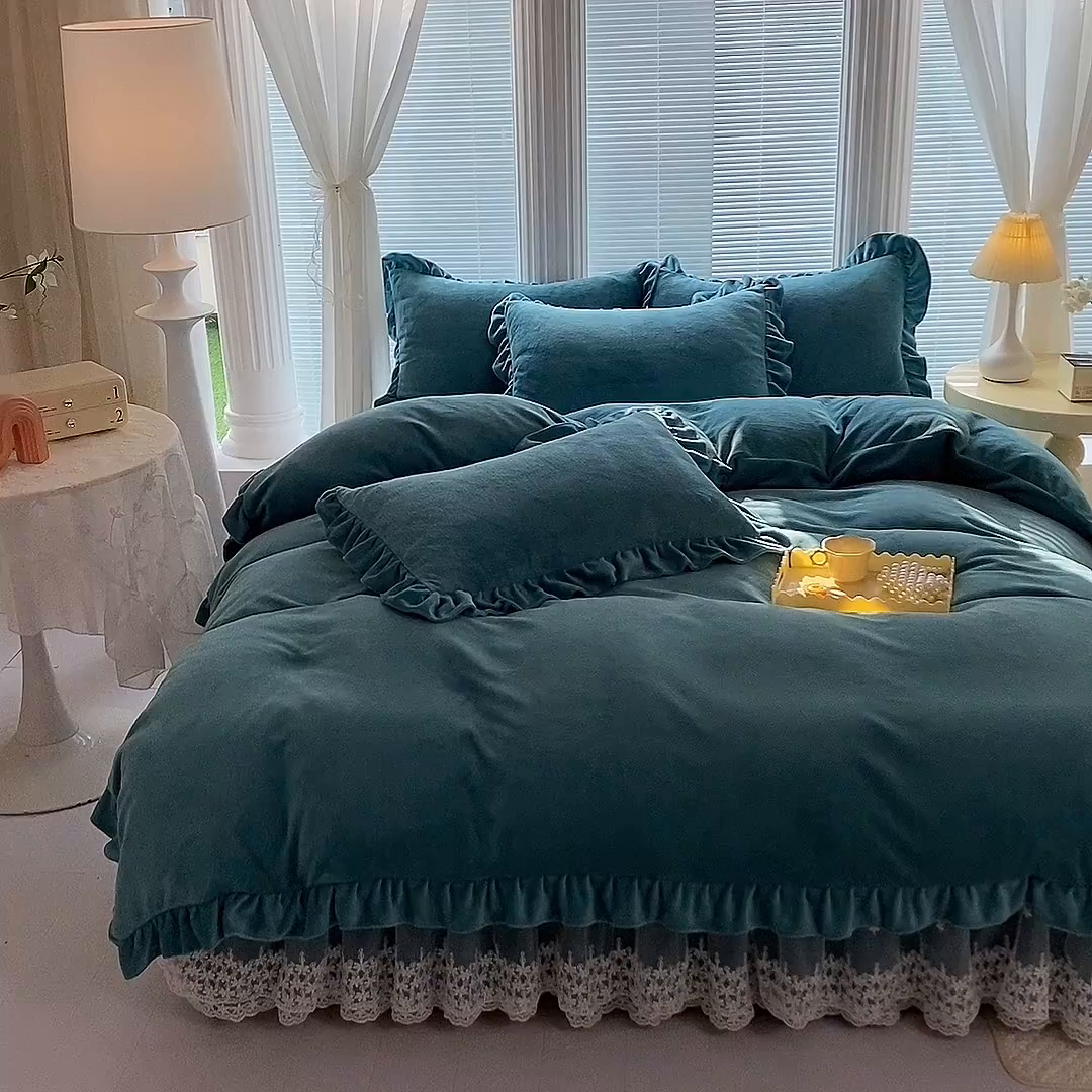 91家纺网 家纺一手货源 找家纺 （总）唐人居 2025新款加厚牛奶绒蕾丝花边床裙款四件套--爱丽丝系列