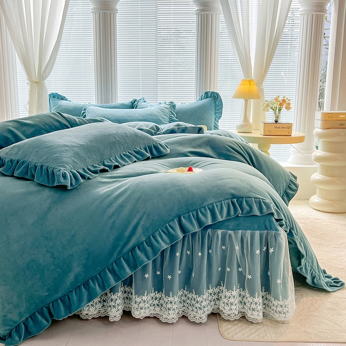 91家纺网 家纺一手货源 找家纺 （总）唐人居 2025新款加厚牛奶绒蕾丝花边床裙款四件套--爱丽丝系列