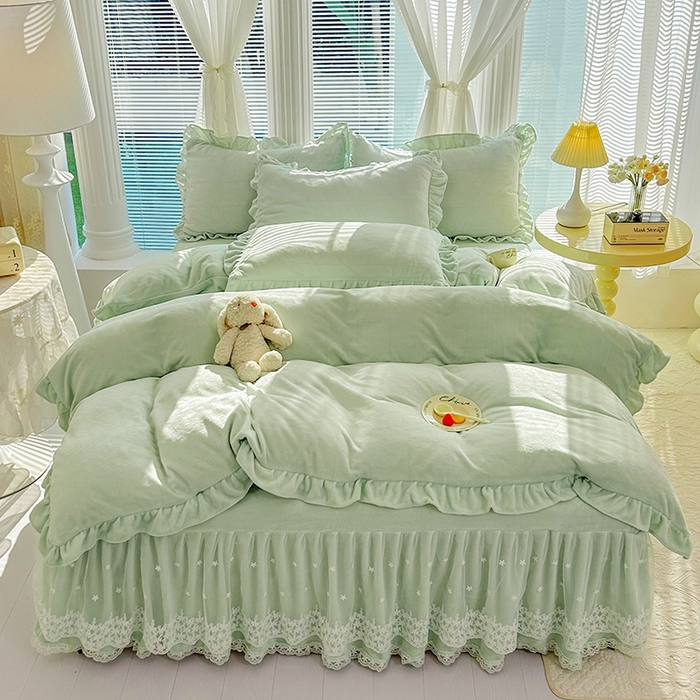 91家纺网 家纺一手货源 找家纺 （总）唐人居 2025新款加厚牛奶绒蕾丝花边床裙款四件套--爱丽丝系列