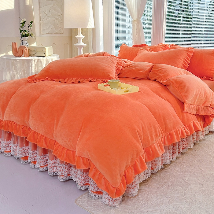 91家纺网 家纺一手货源 找家纺 唐人居 2025新款加厚牛奶绒蕾丝花边床裙款四件套--爱丽丝系列 爱丽丝-橘色