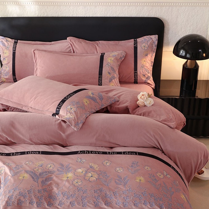 91家纺网 家纺一手货源 找家纺 唐人居 2025新款宝宝绒绣花四件套-塞纳河畔 塞纳河畔-豆沙