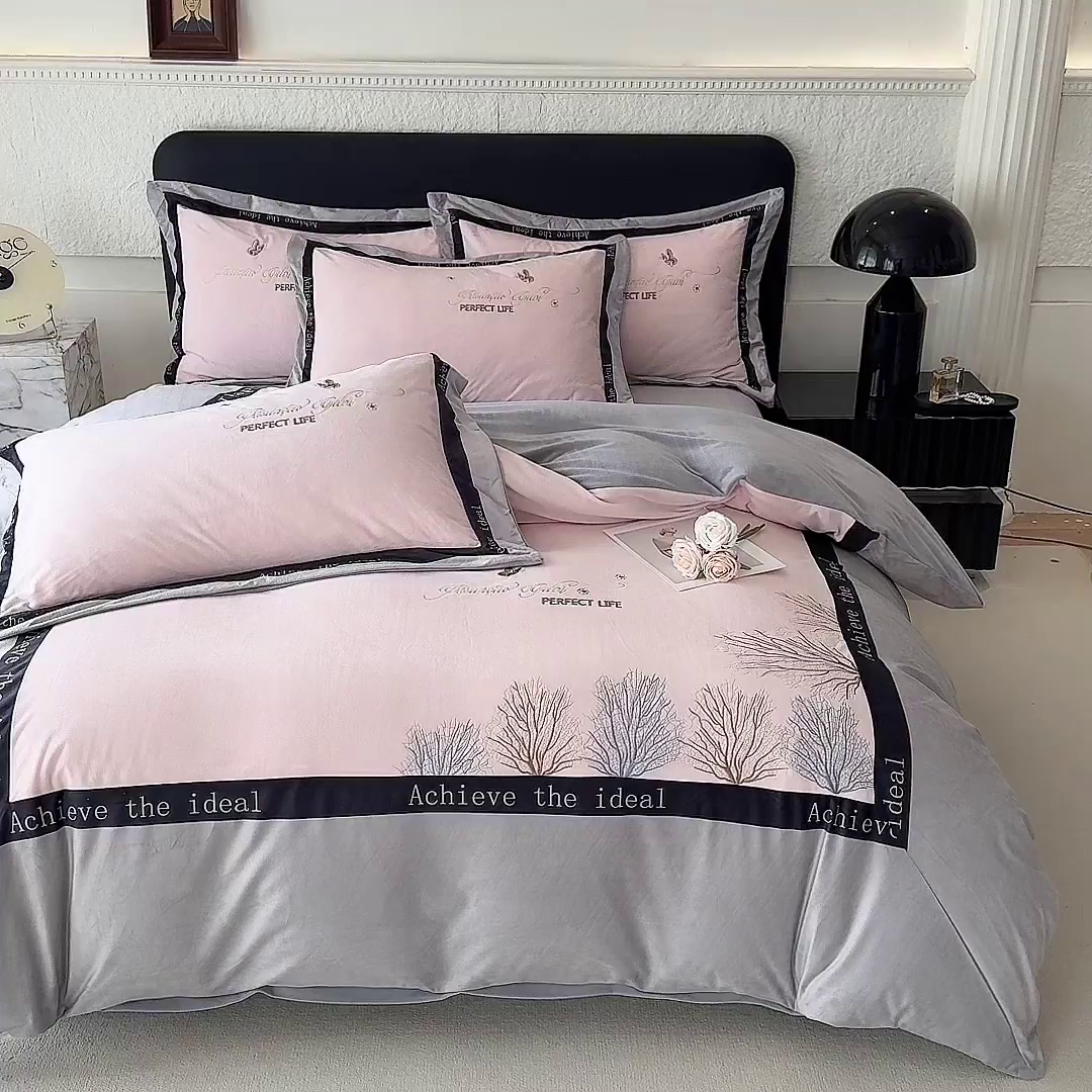 91家纺网 家纺一手货源 找家纺 唐人居 2025新款宝宝绒绣花四件套-塞纳河畔 塞纳河畔-紫粉