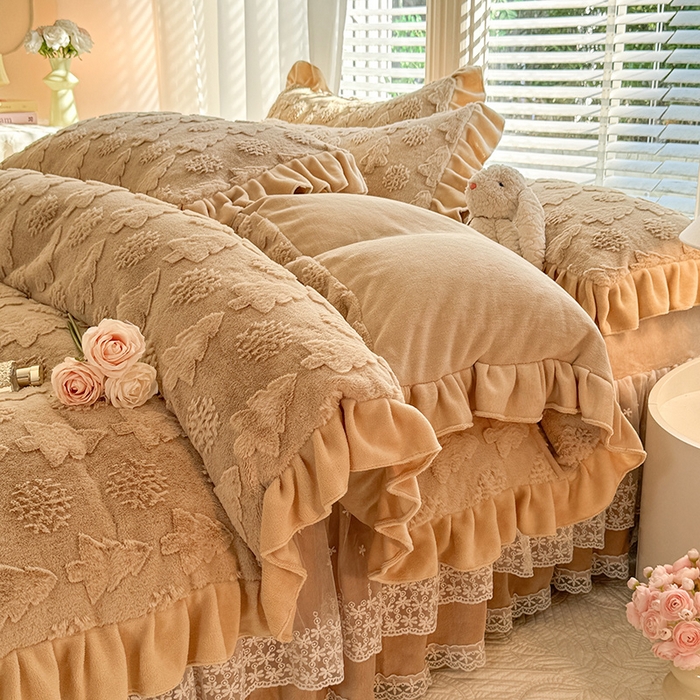 91家纺网 家纺一手货源 找家纺 （总）唐人居 2025新款雕花花边兔毛绒床裙四件套